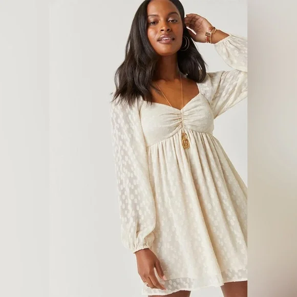 ✨ Audrey Parks + Francesca’s Cream Dot Mini Dress - Picture 1 of 8